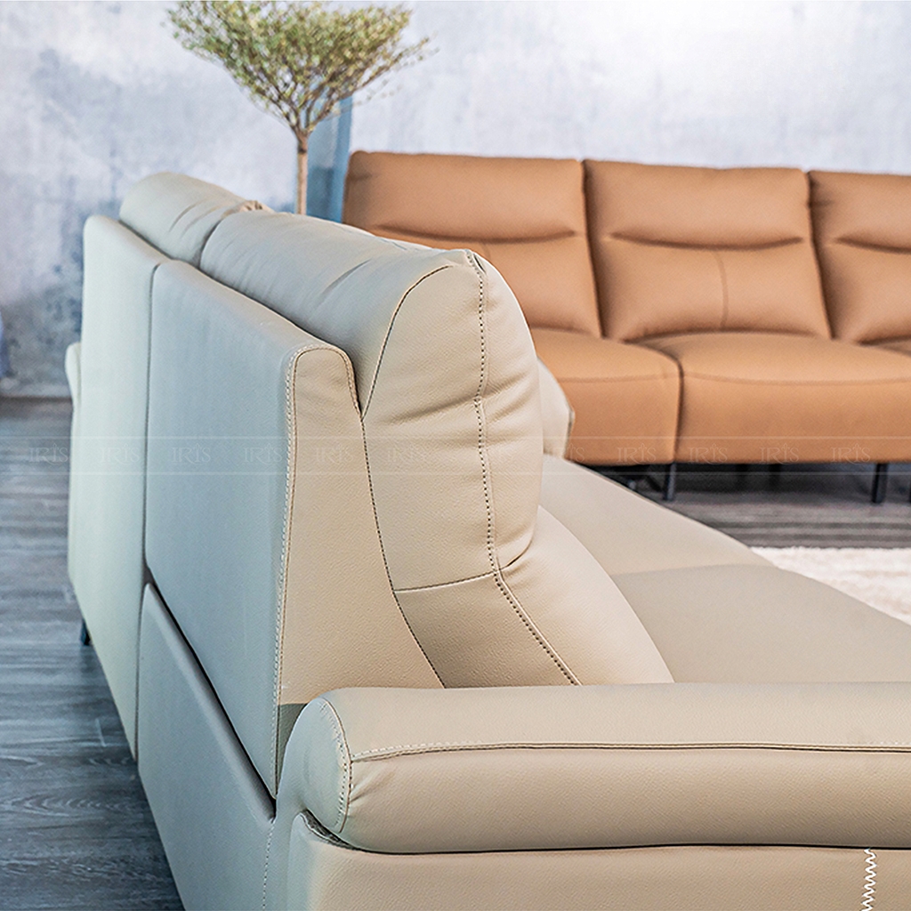 Da sofa thường có lớp phủ bề mặt dễ nứt vỡ sau vài năm sử dụng